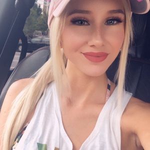 Meet your Posher, Sara